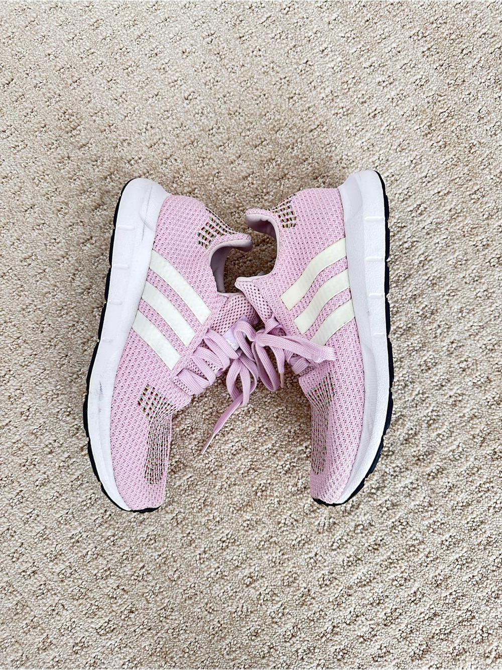 Adidas woman’s Swift Run Pink 6